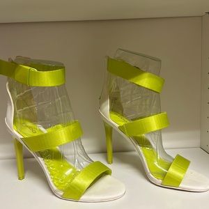 COPY - ALDO WHITE AND NEON GREEN STRAPPY CANVAS AND LEATHER HEELS SIZE 8